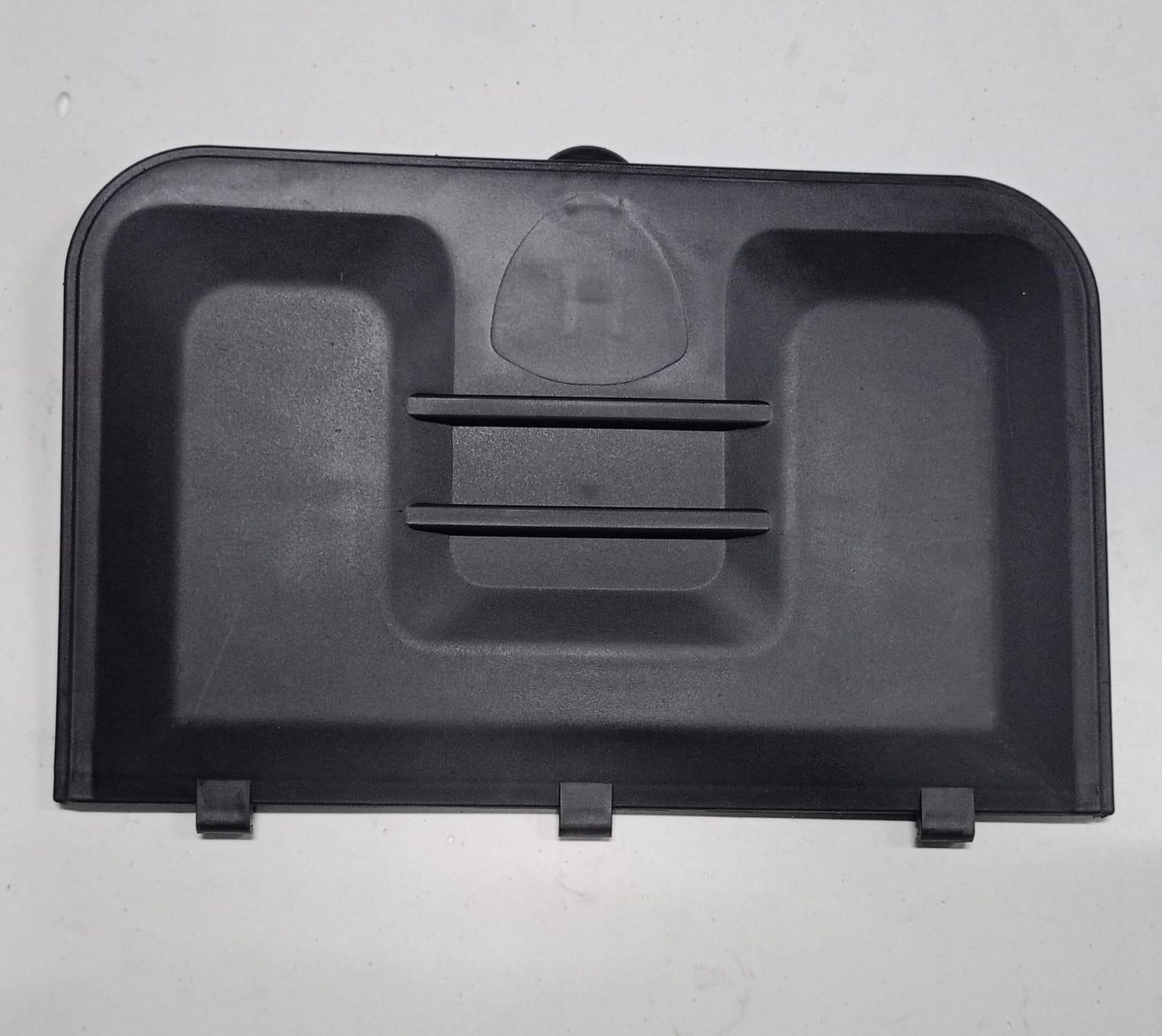 APM2: ARKA SEPET UST PLASTİK