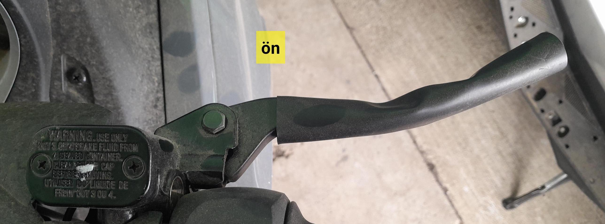 ÖN DİSK FREN ÜST MERKEZ